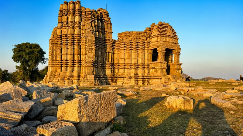 बुंदेलखंड का प्राचीन सूर्य मंदिर बनेगा पर्यटन का नया केंद्र, UNESCO विश्व धरोहर में शामिल कराने की तैयारी बुंदेलखंड का प्राचीन सूर्य मंदिर बनेगा पर्यटन का नया केंद्र, UNESCO विश्व धरोहर में शामिल कराने की तैयारी